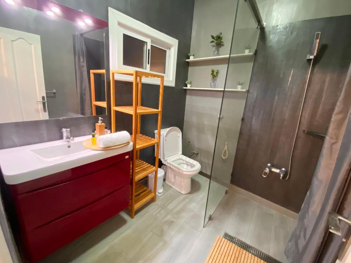 Appartement Avec Terasse Jaccuzi Barbecue Netflix Vue Sur Mer Totalement Gratuit Sans Supplement Al Hoceïma Exterior foto