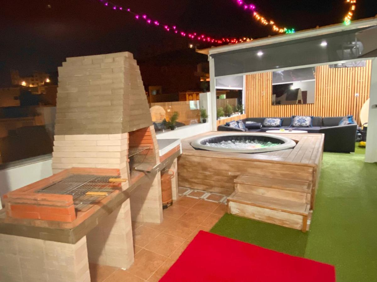 Appartement Avec Terasse Jaccuzi Barbecue Netflix Vue Sur Mer Totalement Gratuit Sans Supplement Al Hoceïma Exterior foto